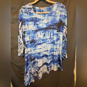 Jess & Jane Blue Tones Blouse with Rhinestone Accent Size Medium